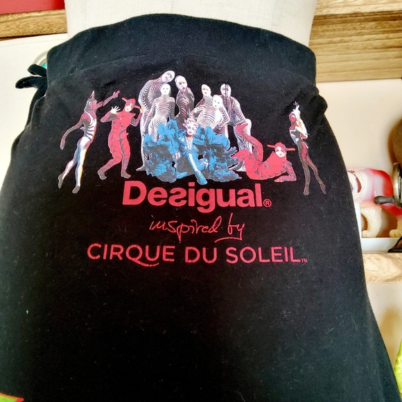 DESIGUAL w/ CIRQUE de Soleil Collab Clowns Circus Skirt Size M RARE - Picture 6 of 9